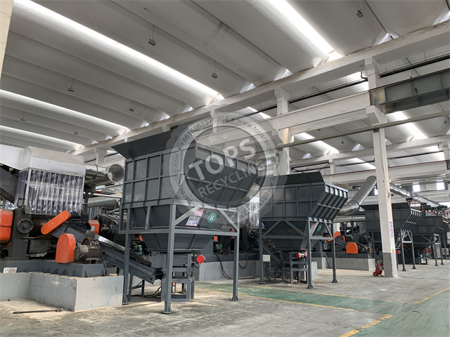 8 sets of waste tyre recycling cracker line